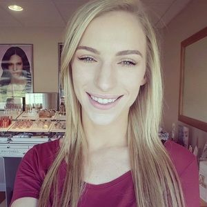 Meet your Posher, Lindsay