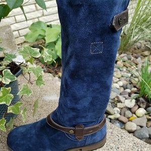 Naturalizer tall boots