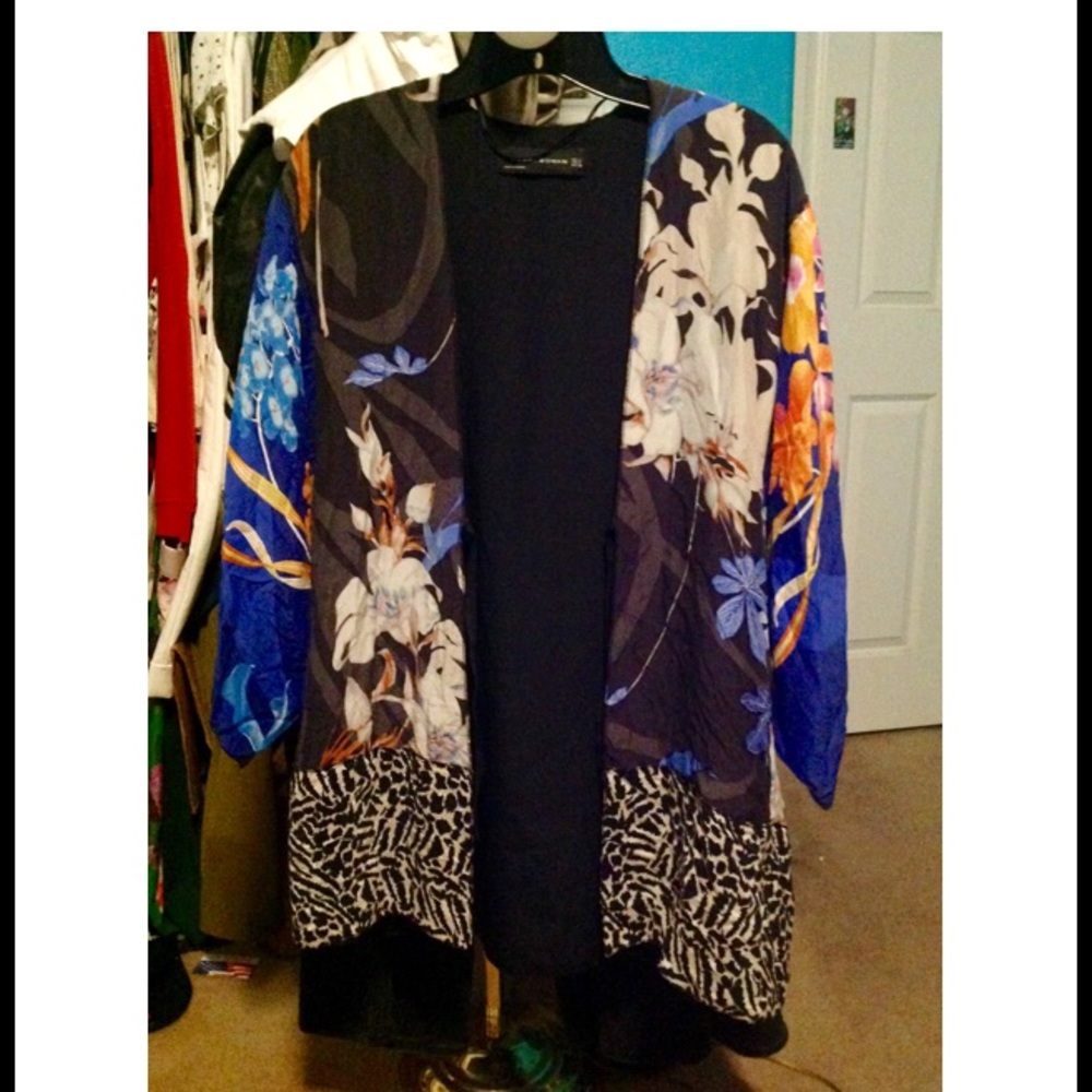 Never Worn without tag Zara Kimono