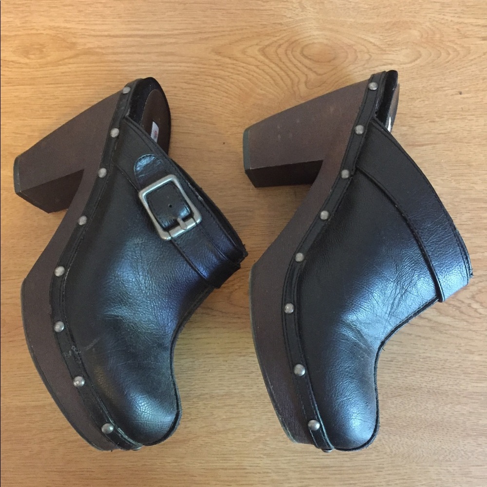 Black High Heel Clogs/Mules- Size 8.5 - Olsenboye
