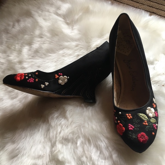 Sam Edelman Shoes - Sam Edelman Embroidered Wedge Heels