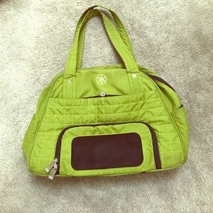 Green medium sized bag ♻️made from recycled items