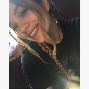 Meet your Posher, Leilani