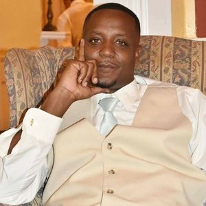 Meet your Posher, Raymond