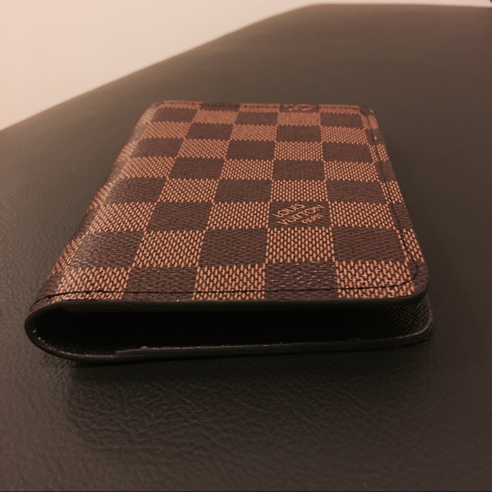 🎉 2 hr Sale 🎉 Branded passport holder