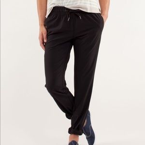 lululemon Work It Out Track Pant, black sz 8