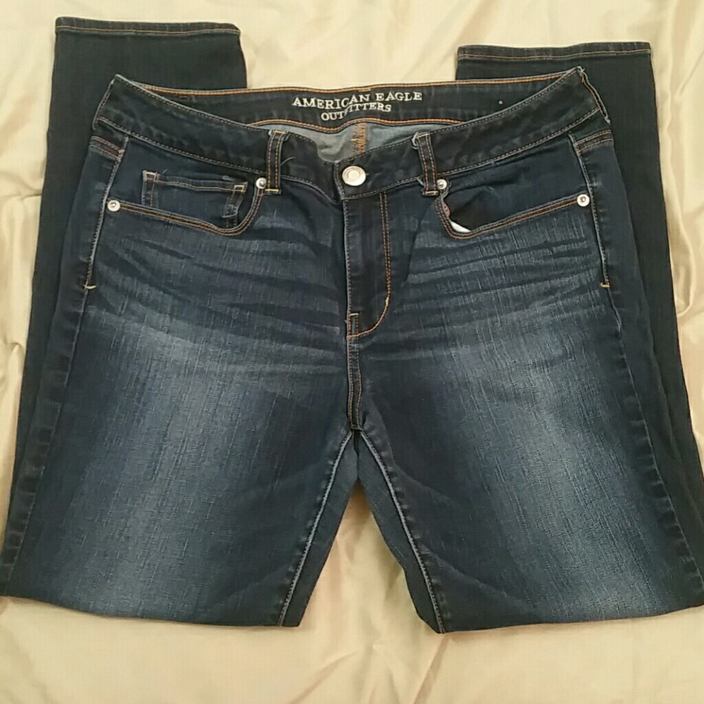American Eagle dark wash Skinny jeans Short