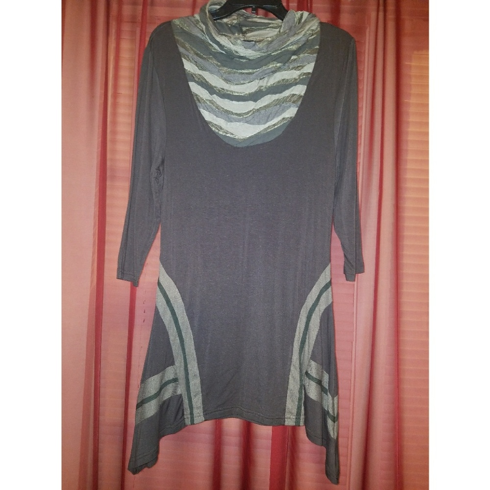 Brown cowl neck Boutique tunic NWOT