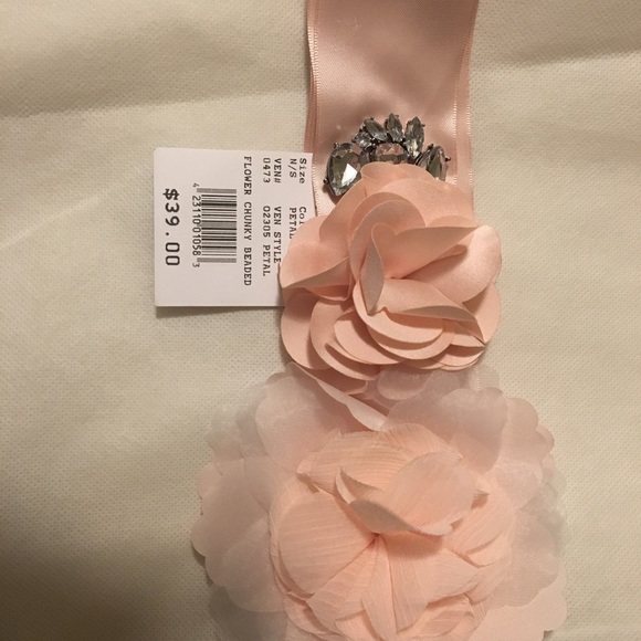 Oleg Cassini wedding gown with sash and sleeves - Picture 6 of 8