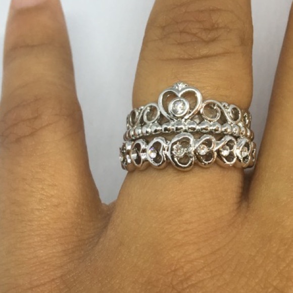 Silver Crown Ring With Heart Band size 7 - Picture 2 of 4