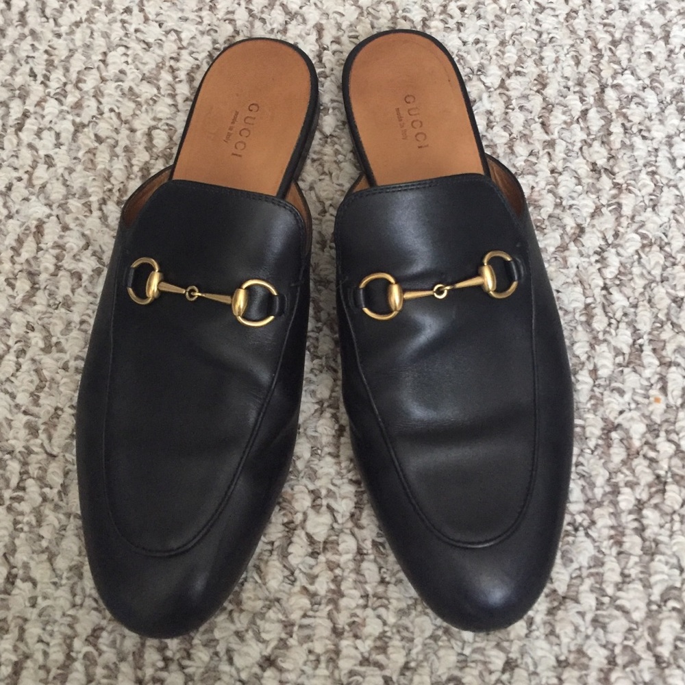 Gucci flats size 40