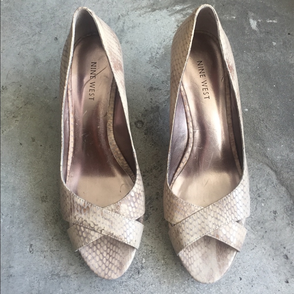 Nine West pedretty , size : 8M , brown peep-toe