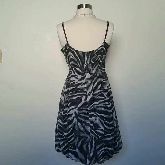 Zebra Bubble Dress - Picture 2 of 5