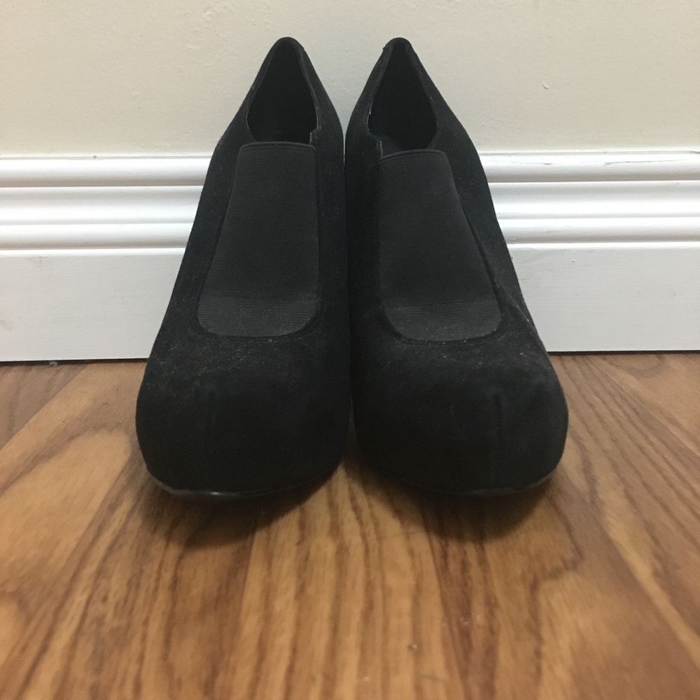 BCBG Heels