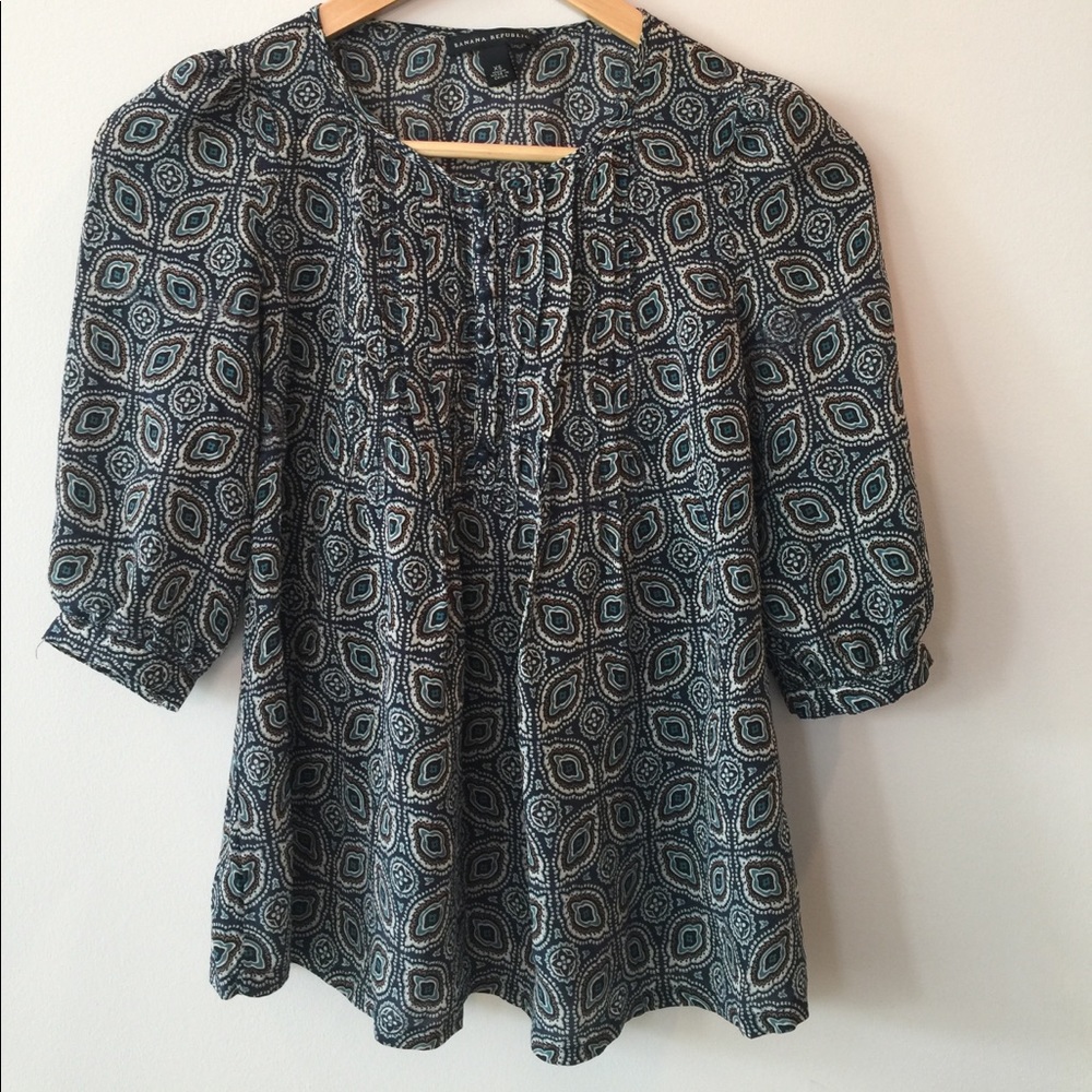 Worn once on the set of "Nashville" 💯 silk