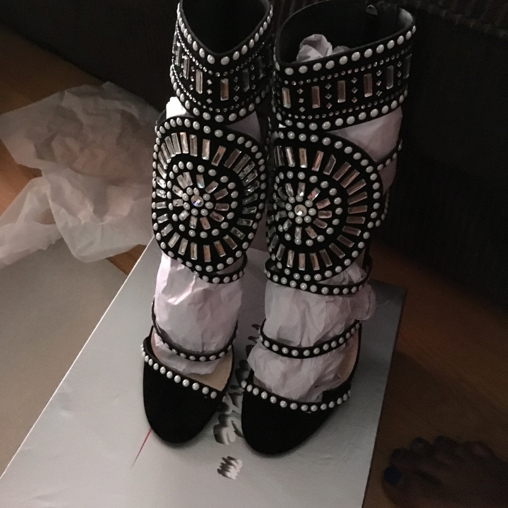 Women shoes