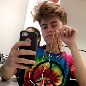 Meet your Posher, Simon