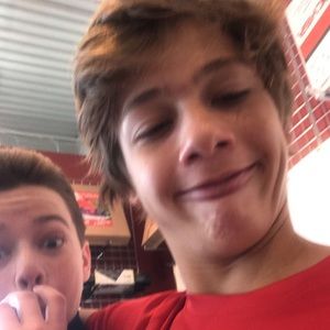 Meet your Posher, Troy