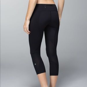 Black Run Inspire Crop with Mesh, sz 6