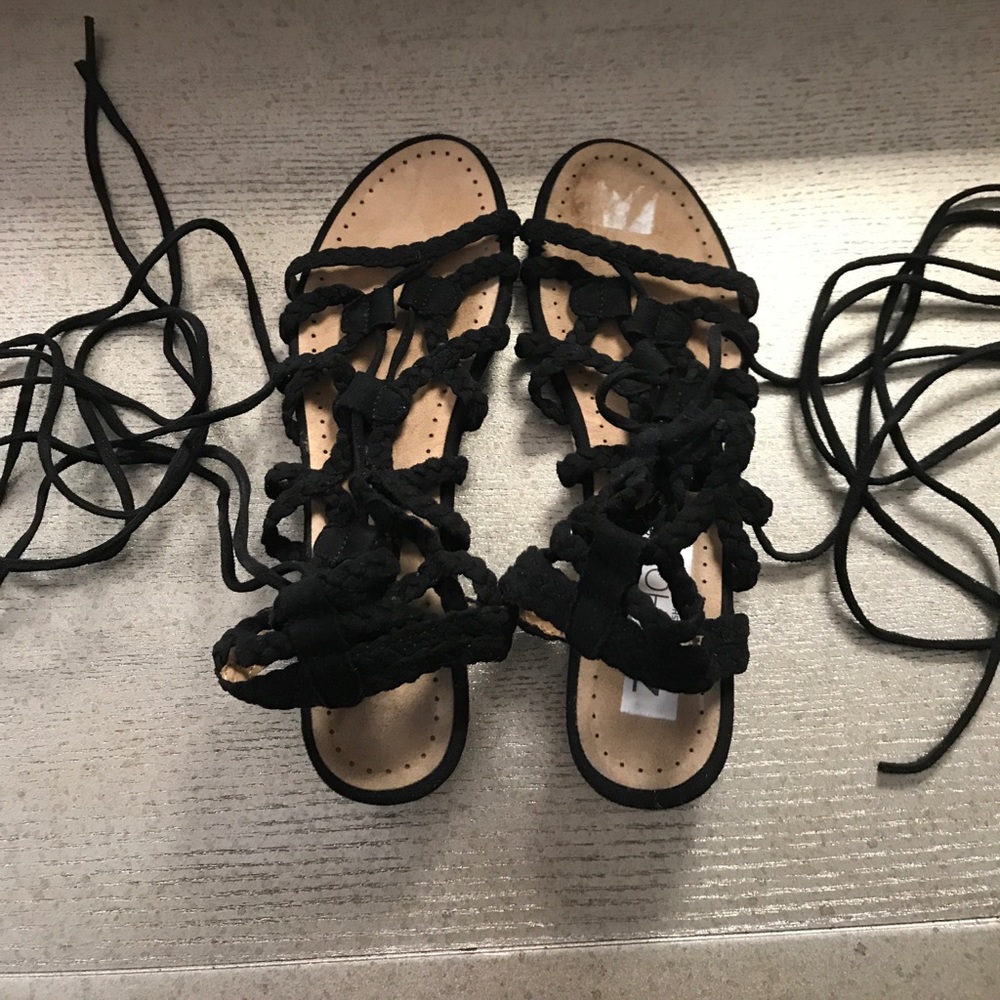 Ankle wrap sandals size 39.