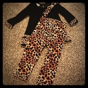 Bonnie Baby velvety outfit Bonnie Baby velvety outfit