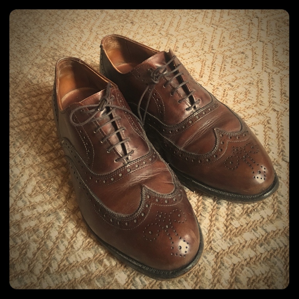 Classic wing tip. Brown Allen Edmond, Chester 8.5