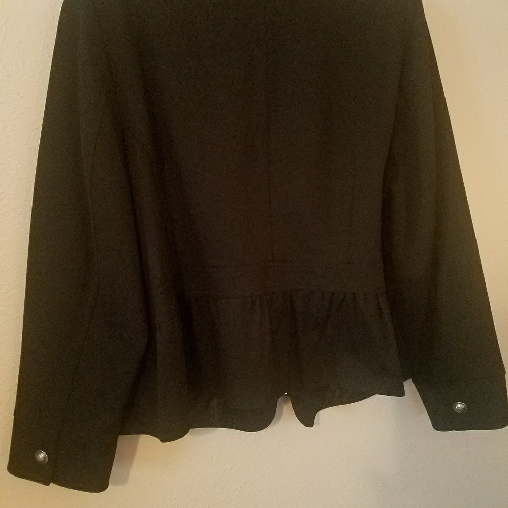 Jacket - Picture 3 of 6