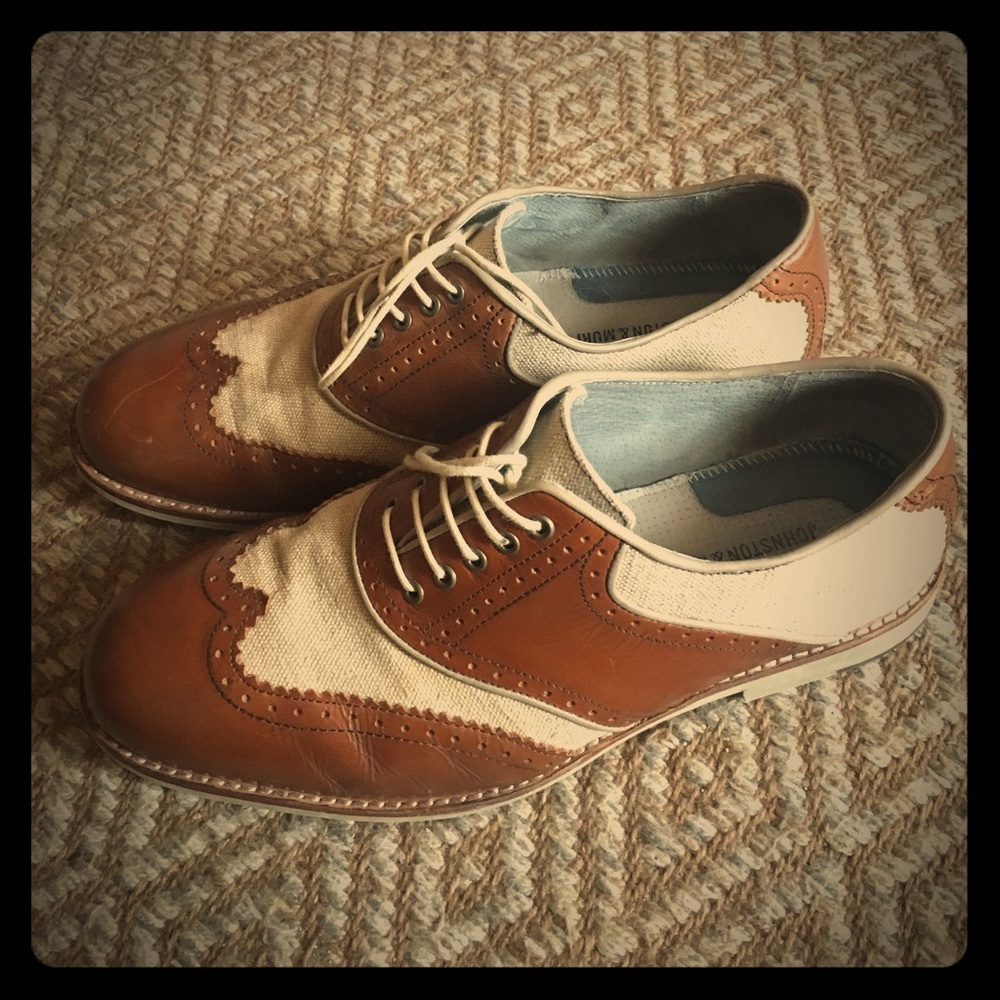 Canvas and leather Johnston & Murphy oxfords.