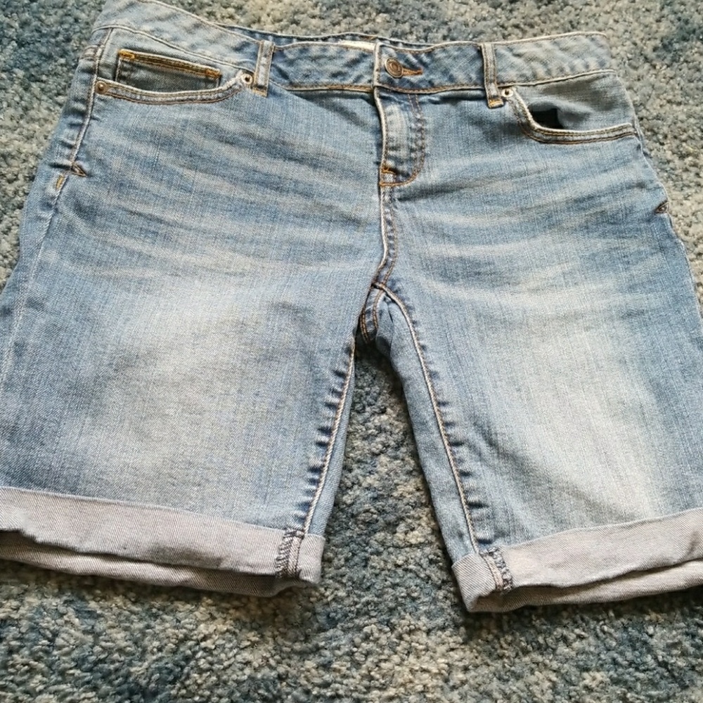 Aero shorts bermuda
