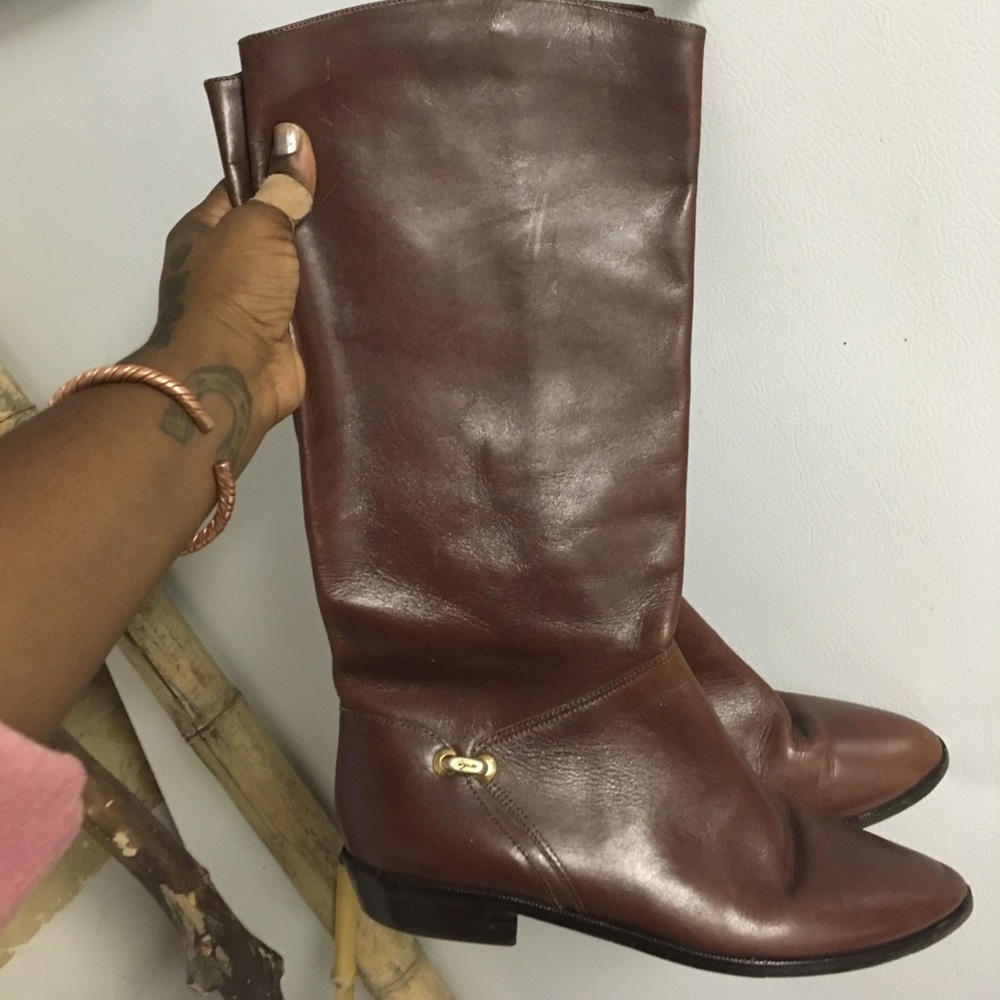Last Chance Brown leather boots Aigner