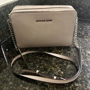 Michael Kors Jet Set Crossbody Bag