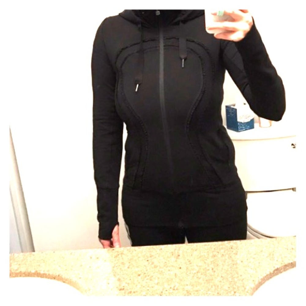 Extra photos of Lululemon Zip up Black