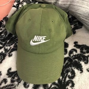 Army green Nike hat