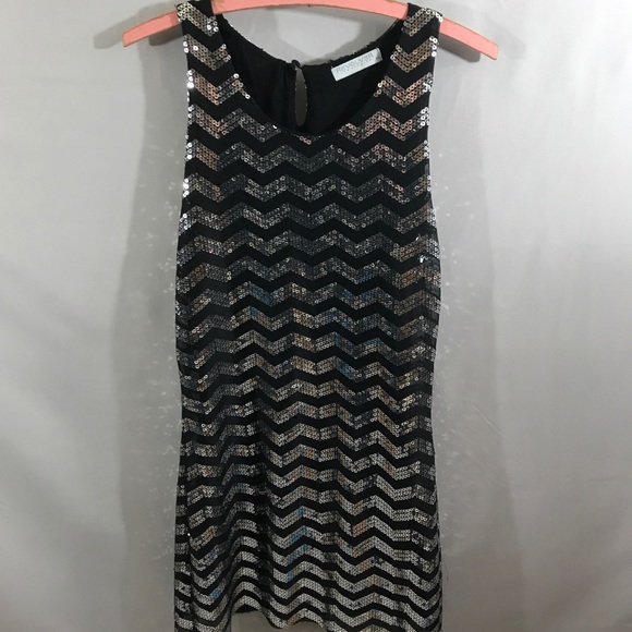 revolve Dresses & Skirts - Revolve black and silver sequin dress size small