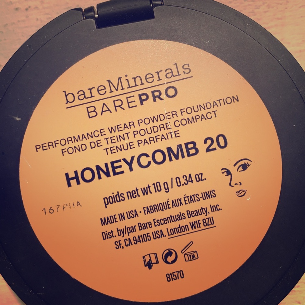 BareMinerals Bare Pro Foundation : Honeycomb