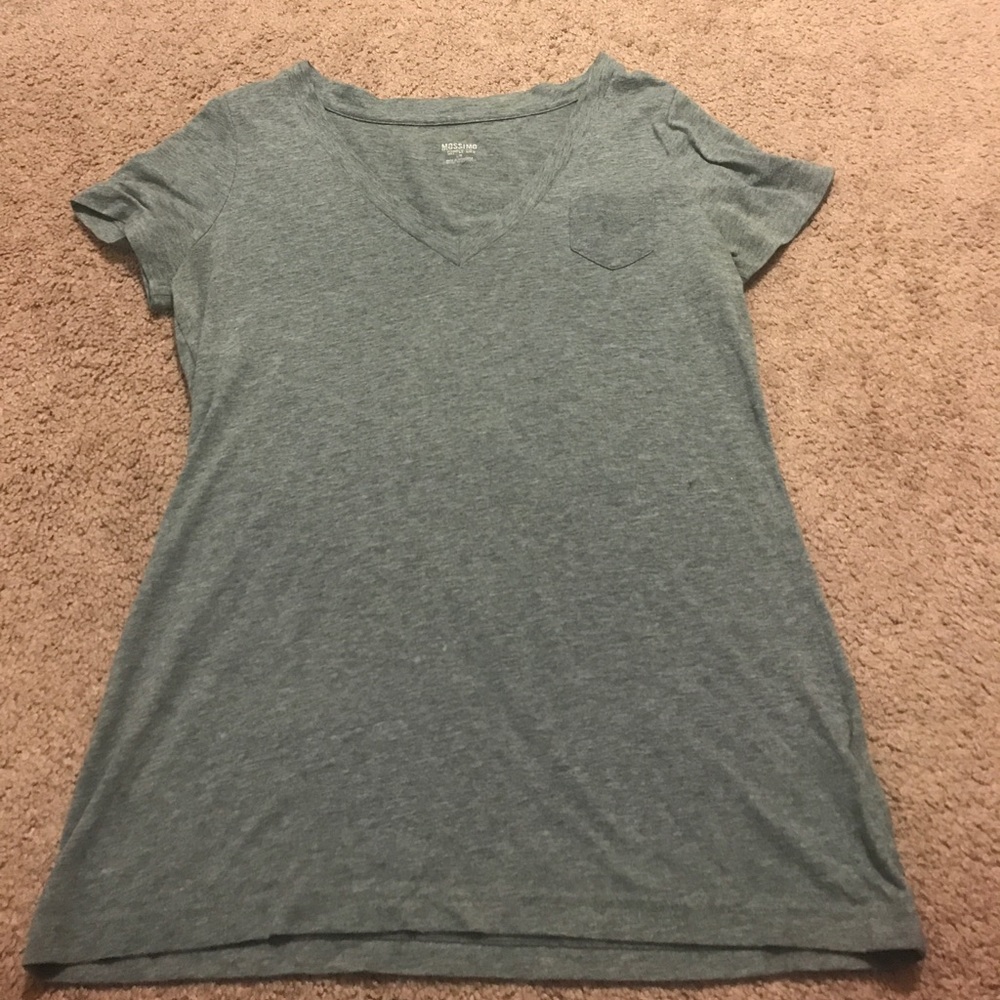 Basic gray V neck