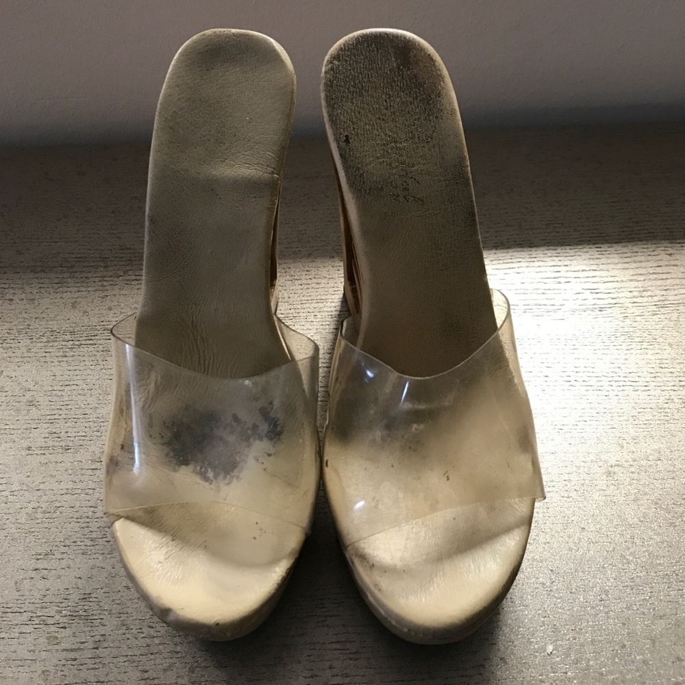 Lucite/wood size 38 cut out wedges.