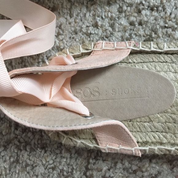 Espadrilles - Picture 6 of 8