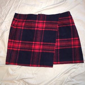 Plaid school girl skirt Plaid school girl skirt