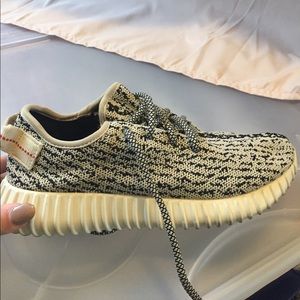 Women’s 7.5 Authentic Adidas Boost 350 Yeezy’s!