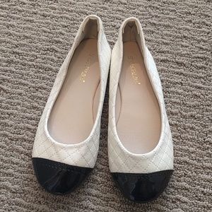 SHOEDAZZLE QUILTED CREAM DESIGNER INSPIRED