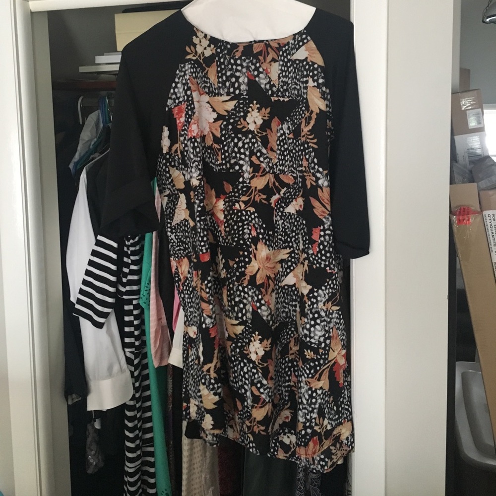 Size 8 Top Shop Maternity tunic