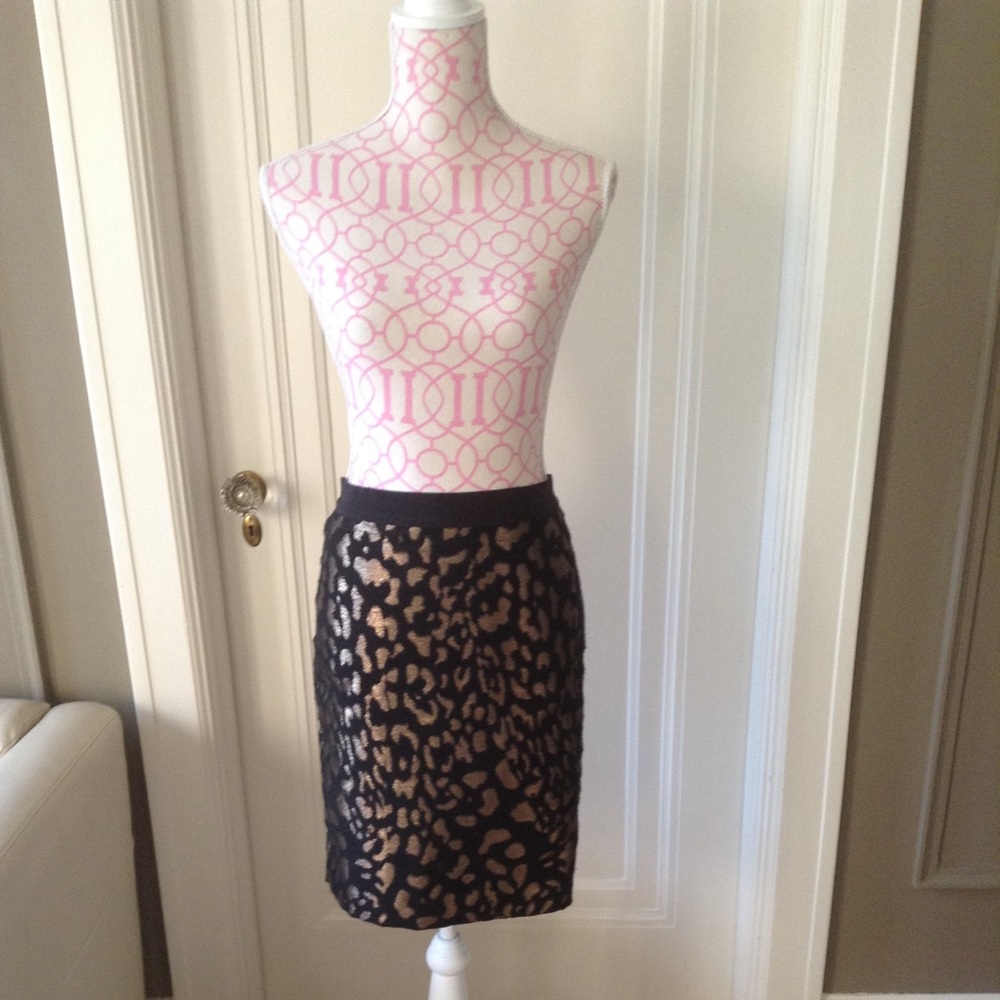 Adorable black and shimmery gold pencil skirt