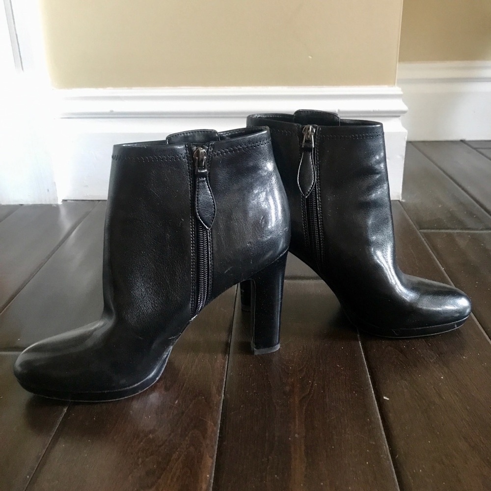 Black ankle booties
