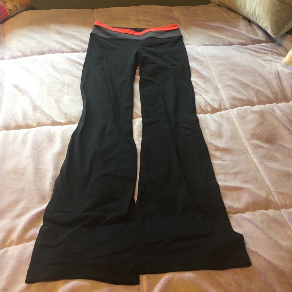 Black Gap yoga pants