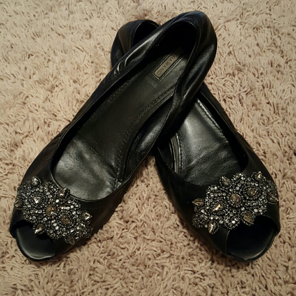 Vera wang black rhinestone flats