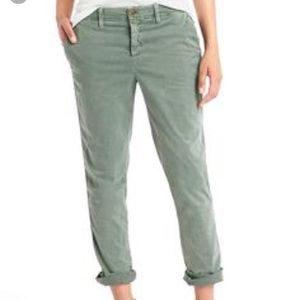 Gap Girlfriend Chino