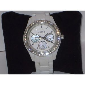 Women's Fossil watch white with white band Women's Fossil watch white with white band