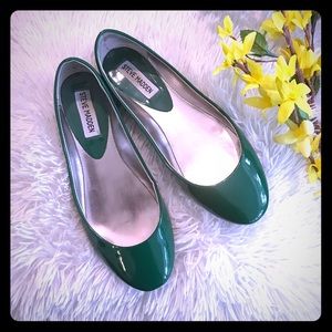 Emerald green flats