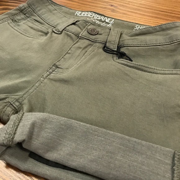 Army Green Rolled Up Shorts - Picture 2 of 3